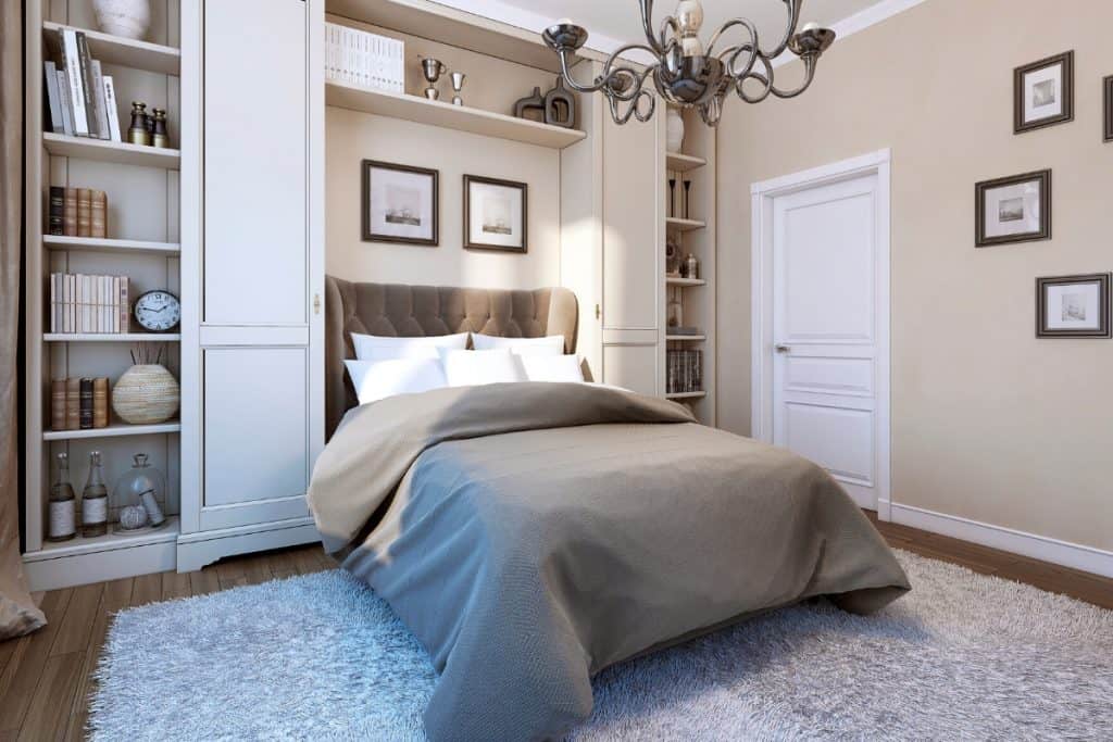 Master bedroom - sell your clutter